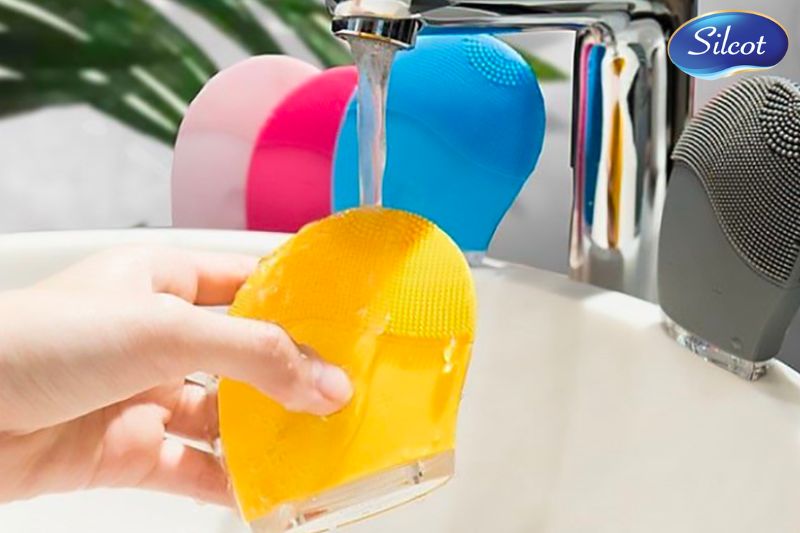 Cách vệ sinh máy rửa mặt Halio