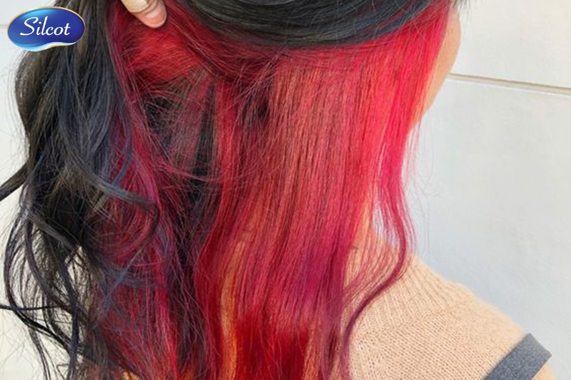 Kiểu tóc nhuộm giấu màu đỏ