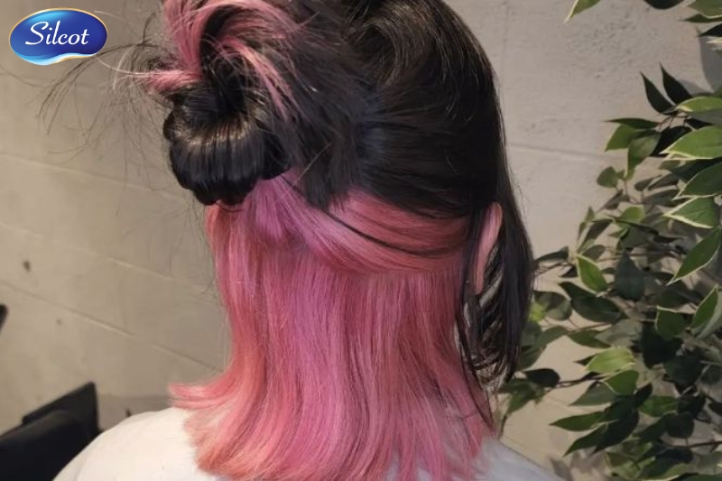 Nhuộm tóc giấu màu hồng sữa