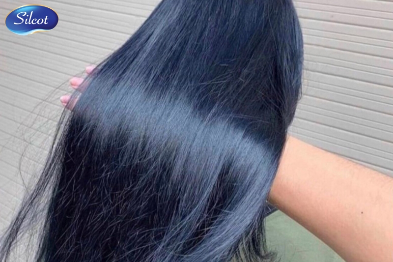 Nhuộm tóc xanh dương ánh than